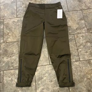 Athleta Joggers size 4